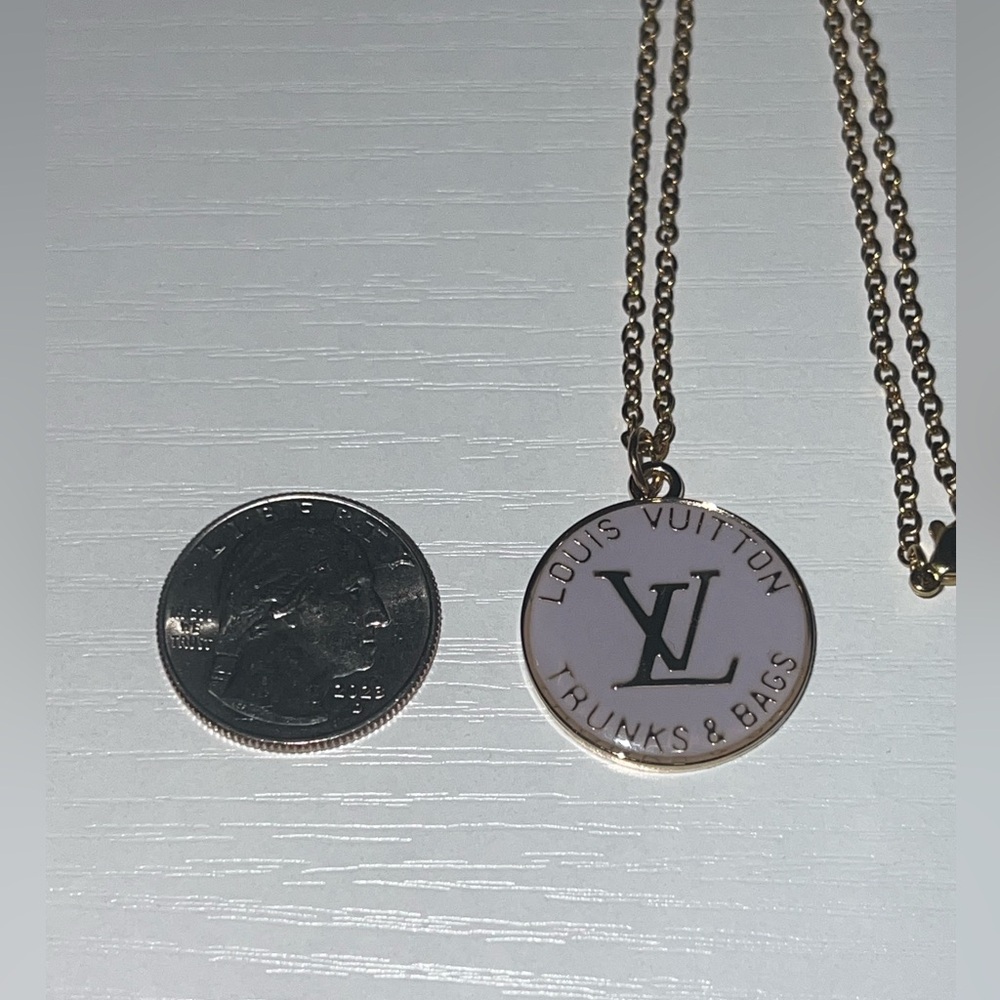 Gold and Pink Pendant Necklace - Picture 7 of 7